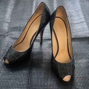 Giuseppe Zanotti Black Snakeskin Embossed Patent Leather High-heel Pumps